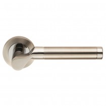 Eurospec SWL1009 Lucerna Solid Lever On Round Rose 