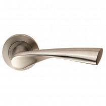 Eurospec SWL1121 Breeze Lever On Round Rose 