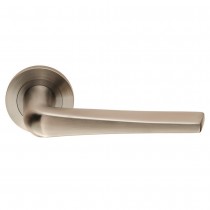 Eurospec SWL1160 Plaza Lever On Round Rose 